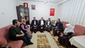 Nallıhan Kaymakamı Yusuf Durani Dinç'ten şehit ailelerine ziyaret