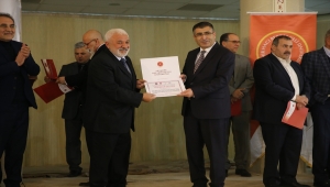 NEVÜ'de öğrencilere iftar veren hayırseverlere teşekkür belgesi verildi