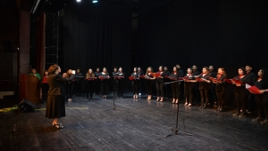 NEVÜ öğretim üyeleri ve öğrencileri Hacıbektaş'ta konser verdi, sergi açtı