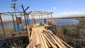 Sultan Sazlığı Milli Parkı'ndaki yangının hasarı onarılıyor