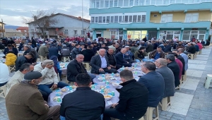 Yalıhüyük'te ilçe halkı iftarda buluştu