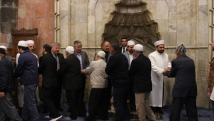 AK Partili Özhaseki, Kayseri'de bayram namazı sonrası konuştu: