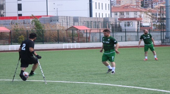 Ankara Gölbaşı'nda Engelliler Haftası dolayısıyla dostluk maçı yapıldı