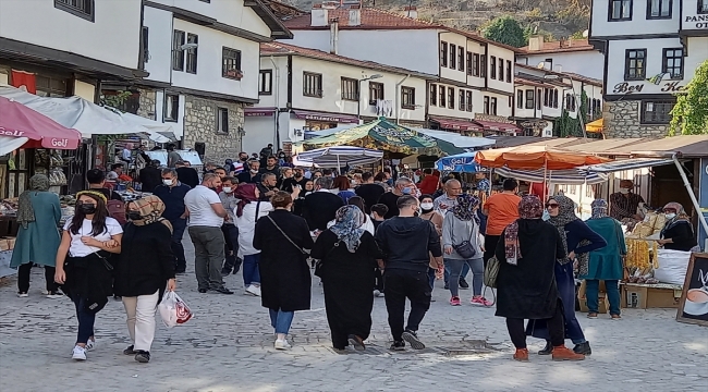 Beypazarı ilçesinde yerli turist yoğunluğu yaşandı