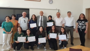 Beypazarı'nda "Nezaket Dili Türkçemiz" eğitimine katılanlara belgeleri verildi