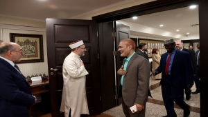 Erbaş, ABD ve Kanada'dan gelen İslami grupların temsilcileriyle görüştü