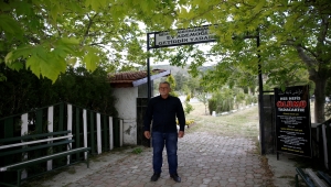 Eskişehir'de iki mezarlık kapısını çalındı 