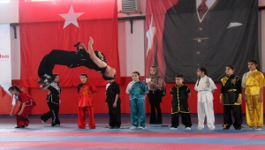 Hafik'te 19 Mayıs Atatürk'ü Anma, Gençlik ve Spor Bayramı kutlandı