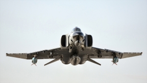 Hava Kuvvetlerinin 401. Test Filo Komutanlığı milli silahları semalarda göreve hazırlıyor