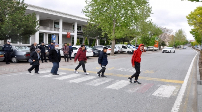 İncesu'da "Yayalar için 5 adımda güvenli trafik" uygulaması yapıldı
