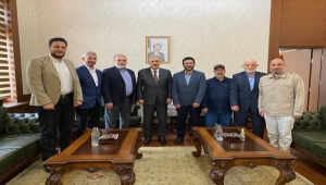 İzmirli sivil toplum kuruluşu temsilcilerinden Eskişehir Valisi Ayyıldız'a ziyaret