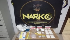 Kayseri'de uyuşturucu operasyonu: 3 gözaltı