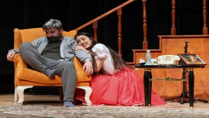 Keçiören Belediyesi Huzurevi sakinleri "Baba Sevgisi" tiyatro oyununu izledi