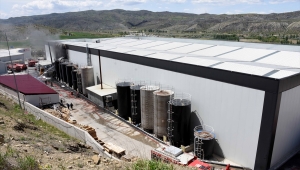 Kırıkkale'de madeni yağ fabrikasında yangın çıktı