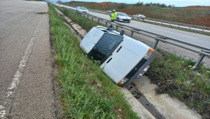 Kırıkkale'de trafik kazasında 4 kişi yaralandı