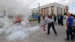 Kırşehir'de öğrenci yurdunda afet farkındalık eğitimi