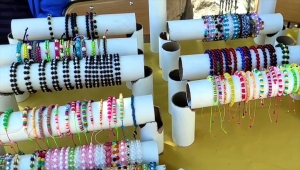 Kırşehir'de özel öğrenciler gönül dünyalarında şekillendirdikleri ürünleri sergiledi