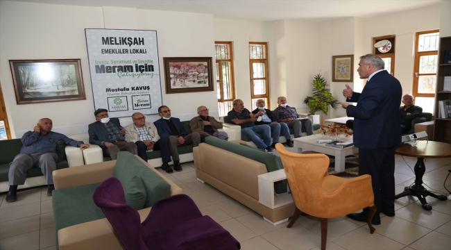 Meram Belediyesi'nin emekli lokallerinde kurslar başladı