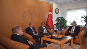 Özhaseki ve Büyükkılıç'tan Vali Çiçek'e hayırlı olsun ziyareti 