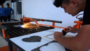 Şarkışla'da "TÜBİTAK 4006 Bilim Fuarı" açıldı