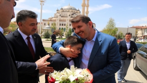 Sivas Valisi Ayhan, Şarkışla ilçesine veda ziyaretinde bulundu