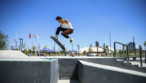 Türkiye Kaykay Şampiyonası Sokak Disiplini 1. Etap Yarışması Ankara'da gerçekleştirildi