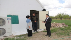 Yalıhüyük Kaymakamı Yazıcı, ilçedeki tarım üreticilerini ziyaret etti