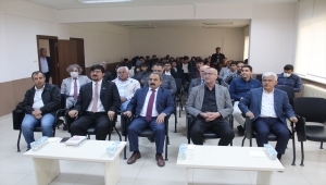 Yunak'ta Engelliler Haftası dolayısıyla konferans verildi