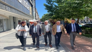 AK Parti ve MHP Kırşehir İl Başkanları, esnafla buluştu