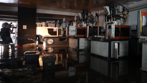 Ankara'daki sağanak nedeniyle gözlük fabrikasındaki 11 kişi yaralandı