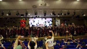 Aşık Veysel Meslek Yüksekokulundan 350 öğrenci mezun oldu