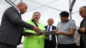 Başkan Palancıoğlu'ndan kurban pazar yerine ziyaret