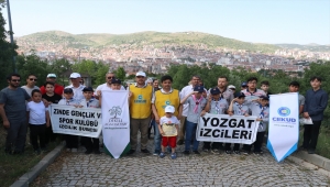 ÇEKUD üyeleri Çamlık Milli Parkı'nda çevre temizliği yaptı