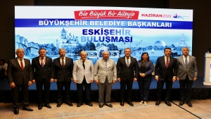 CHP'li büyükşehir belediye başkanları Eskişehir'de buluştu