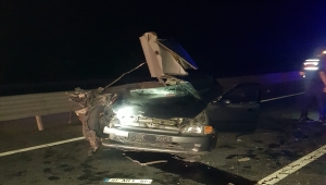 GÜNCELLEME - Mezuniyet törenine giden ailenin içinde bulunduğu aracın karıştığı kazada 1 kişi öldü