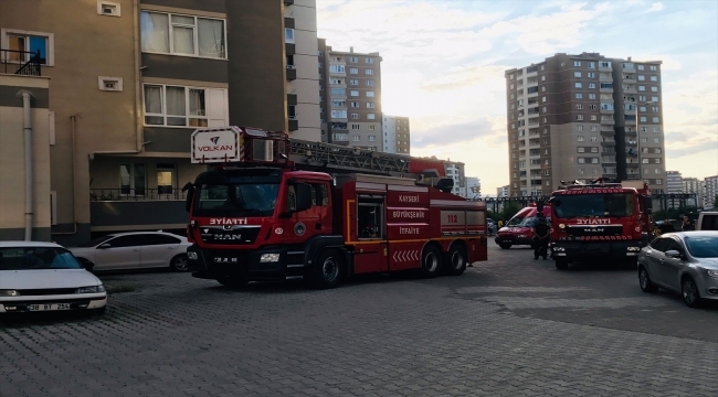 Kayseri'de bir apartmanın bodrumunda çıkan yangın söndürüldü
