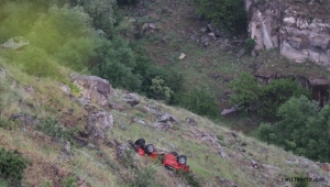Kayseri'de evlilik yıl dönümü faciaya dönüşüyordu! Araçları uçurumdan yuvarlandı