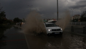 Kayseri'de sağanak etkili oldu