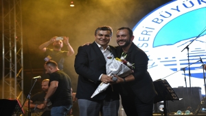 Müzik grubu İmera, Kayseri'de sahne aldı 