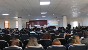 SCÜ'de "Dijitalleşen Dünyada Ekonominin İtici Gücü: E-Ticaret" konulu konferans düzenlendi