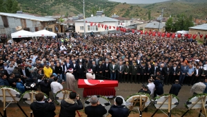 Şehit Piyade Uzman Çavuş Ömer Yıldırım, Sivas'ta son yolculuğuna uğurlandı