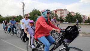 Sivas'ın Şarkışla ilçesinde "temiz hava" için pedal çevrildi