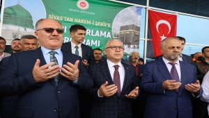 Sivas'ta ilk hac kafilesi kutsal topraklara uğurlandı