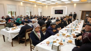 Yozgat'ta şehit yakınları ve gaziler onuruna yemek verildi