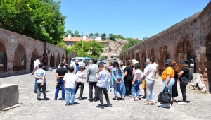 Çocuklar İncesu'nun tarihi mekanlarını gezdi