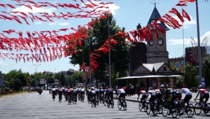 Erciyes Uluslararası Yol ve Dağ Bisikleti Yarışları devam ediyor