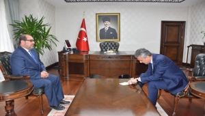 Karaman Valisi Akkoyun, TDV'ye kurban bağışında bulundu