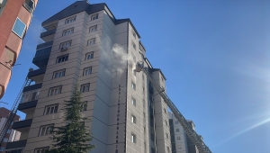Kayseri'de binada çıkan yangında 5 kişi dumandan etkilendi
