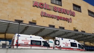 Kayseri'de otomobil ağaca çarptı: Sürücü hayatını kaybetti