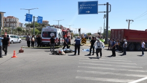 Niğde'de kamyonla çarpışan motosikletteki karı koca öldü